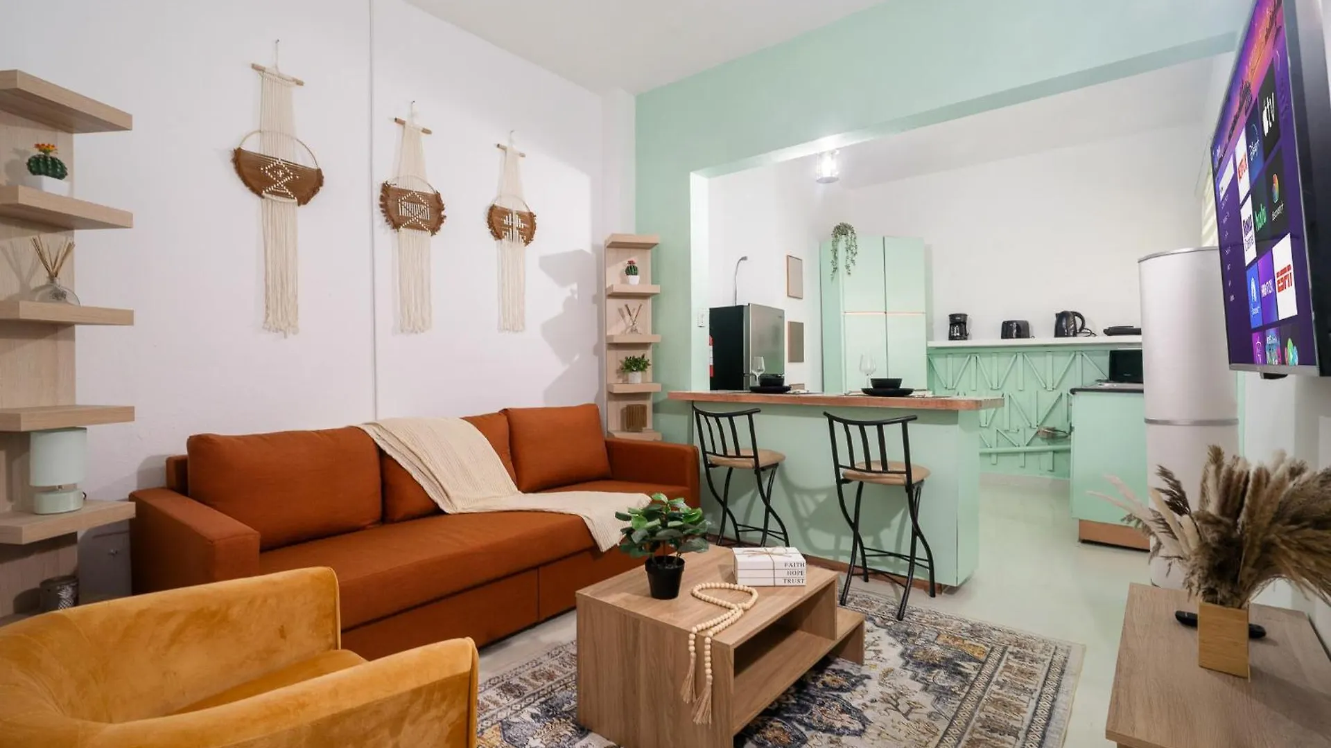 San Juan Apartment - Private Terrace - 2 Bedrooms 0*, Σαν Χουάν